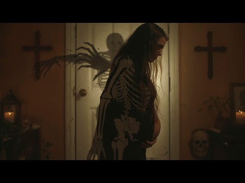 Видео: 🕯 МОЛИТВЫ НЕ ПОМОГУТ — ОНО УЖЕ ВНУТРИ 🎬 Дитя тьмы 🏷 МЕКСИКАНСКИЙ ФОЛК‑ХОРРОР