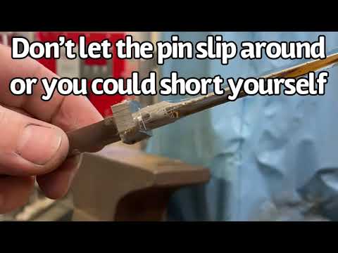 Видео: Как сделать паяное соединение презентационного уровня!! (Часть 1) Учебное пособие по изготовлению...