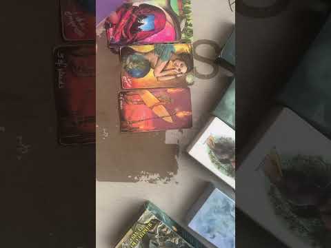 Видео: ВСПОМИНАЕТ ЛИ ОН О ВАС? #таро #гаданиянасуженного #гаданиетаро #тароонлайн #таролог