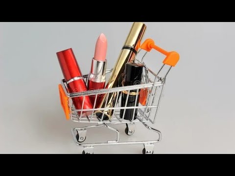 Видео: Минимальные покупки косметики за октябрь 