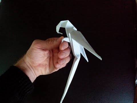 Видео: Попугай 🦜 оригами, origami parrot (Manuel Sigro)