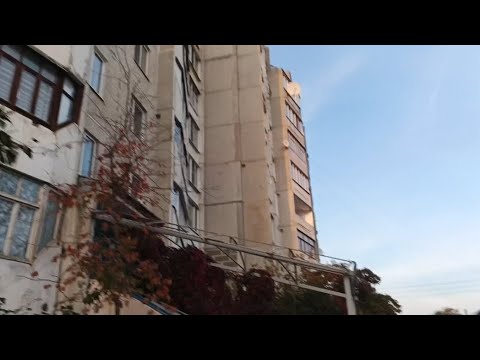 Видео: Обзор 8 этажки с лифтом МЛМ 1998 г. в. (Шадринск, Свердлова 122) 
