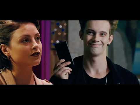 Видео: Арина и Джокер "кто я тебе"