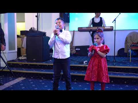 Видео: ЛУЧШЕЕ ПОЗДРАВЛЕНИЕ НА СВАДЬБУ