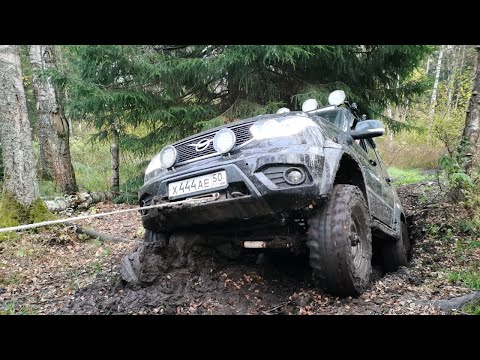 Видео: Подвиг Разведчика. Кузяево. Suzuki Jimny вместе с подготовленными УАЗами и Pajero на бездорожье