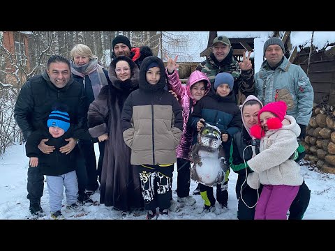 Видео: ПОЗДРАВЛЯЕМ И ОТМЕЧАЕМ ДЕНЬ РОЖДЕНИЯ ГАЛИНЫ,@Галина Кухня что ели,что пили,где были.