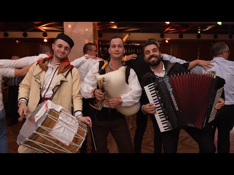Видео: Makedonska selska gajda i tapan na svadba / Македонска селска гајда и тапан на свадба