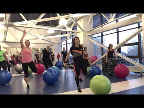 Видео: Fitball , силовая тренировка с мячом.