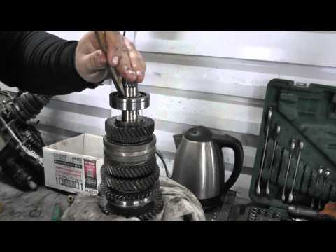 Видео: КПП СПОРТ ПРОЦЕСС СБОРКИ (111 ряд, дифференциал, гл.пара 4.3)