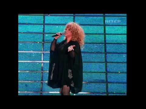 Видео: Алла Пугачева "Мимоходом" // Творческий вечер "Миллион красивых женщин"