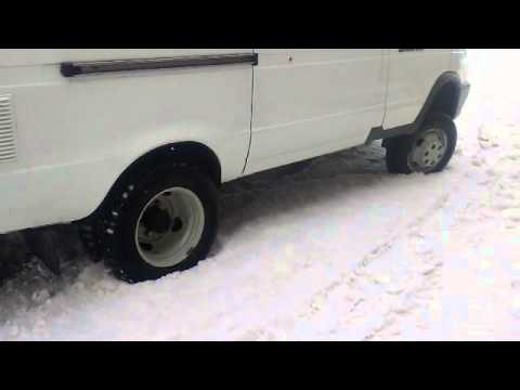 Видео: СМОТРЕТЬ ВСЕМ ГАЗЕЛЬ  4Х4 НЕ ЕДЕТ ПО  СНЕГУ