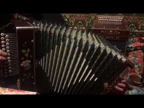 Видео: Обзор старых гармоней