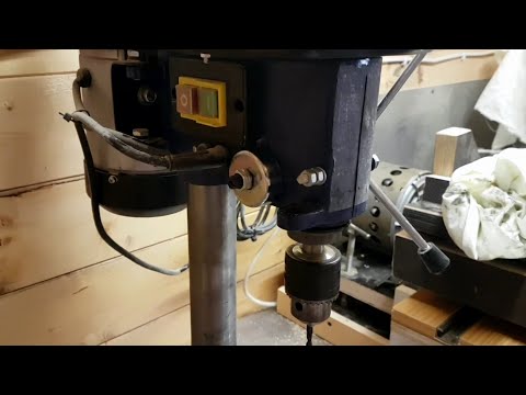 Видео: Как убрать люфт пиноли на сверлильном станке,простой способ