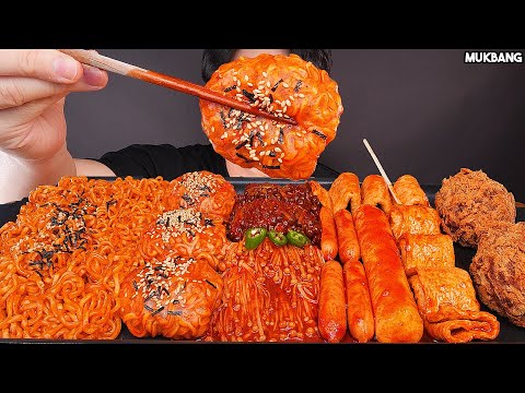 Видео: острые грибы и лапша, колбаса Spicy Enoki Mushrooms & Fire Noodles EATING ASMR MUKBANG