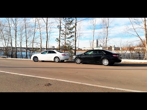 Видео: МИНИМАЛЬНАЯ VS МАКСИМАЛЬНАЯ TOYOTA CAMRY V40 - Тачка Бро