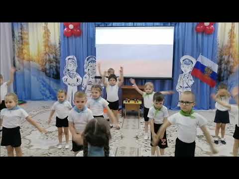 Видео: Спортивный праздник к 23 февраля в старших группах "Улыбка" и  "Затейники".