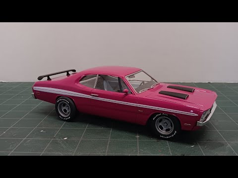 Видео: Воскресное утро, модели автомобилей и кофе с Полом @LeftCoastModelCarBuilds — финал сборки с друз...