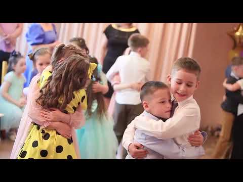 Видео: Песня "Обнимашки"