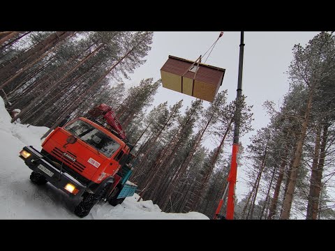 Видео: 2 манипулятора и автокран. Строим базу для туристов.