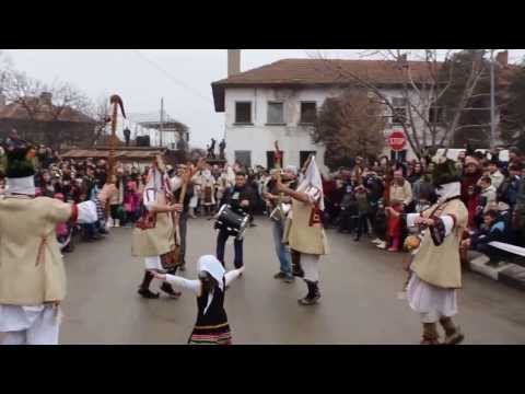 Видео: ПАРАДЪТ НА МЕЧКАРИТЕ В СЕЛО ГИГЕН ПЛЕВЕНСКО 2014 Г ЧАСТ 1