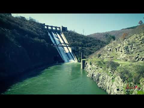 Видео: Преливниците на язовир "Кърджали"