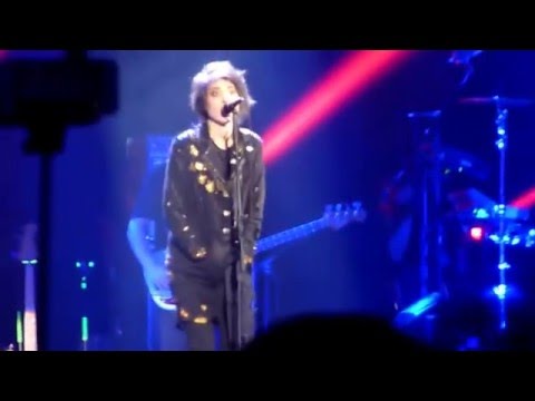 Видео: Земфира - Река (01.04.2016) СК "Олимпийский"