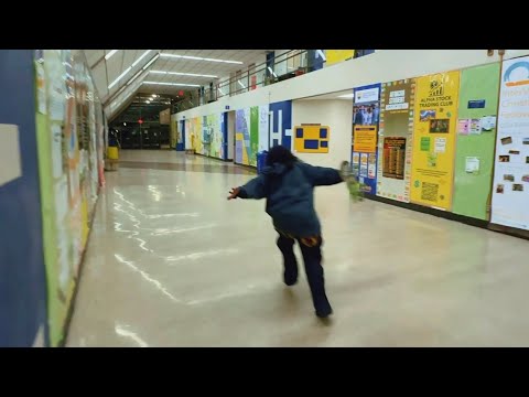 Видео: Пробрался в школу в 3 часа ночи! (Арестован)