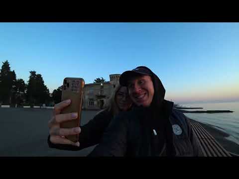 Видео: Абхазия. Доехали до границы с Грузией. Смотрим Гал и покупаем мандарины у местных