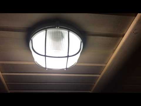 Видео: Баня из опилкобетона-----Отделка внутри, снаружи.