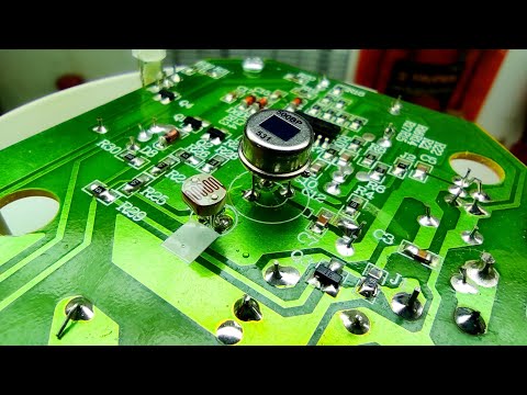 Видео: Датчик движения для включения света 💡 инфракрасный датчик движения