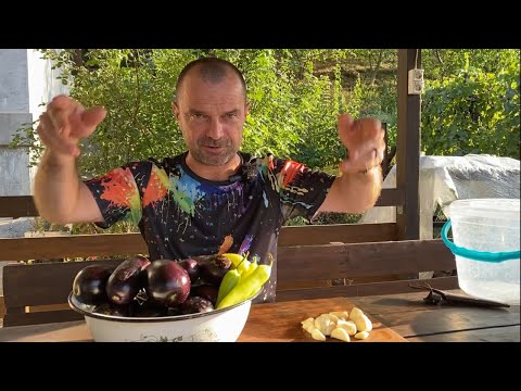 Видео: Старовинний рецепт квашених баклажанів з часником і перцем