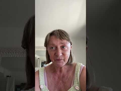 Видео: «Прелести» жизни во Франции.