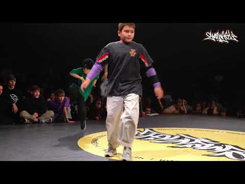 Видео: Breaking Kids + Juniors 2x2 Denis Малой vs Чека Malish