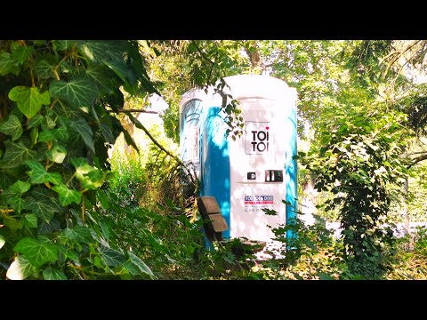 Видео: Кempinger  300. Невероятно. 5 недель с Porta Loo в саду. Компания отказалась от последующей работы.
