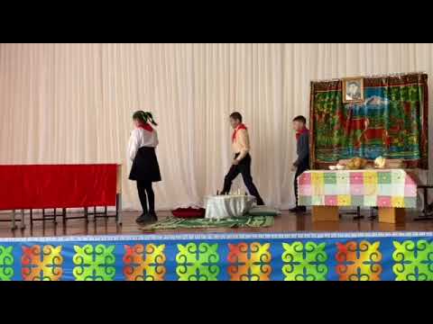 Видео: Бердібек Соқпақбаев   «Менің атым-Қожа» повесі бойынша сахналық қойылым. 5 «Ә» сынып оқушылары