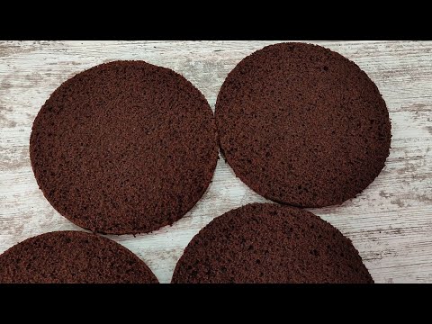 Видео: Бисквит на 🍫 ГОРЯЧЕМ ШОКОЛАДЕ! С Идеальной Текстурой, мега шоколадный! Ручным миксером!