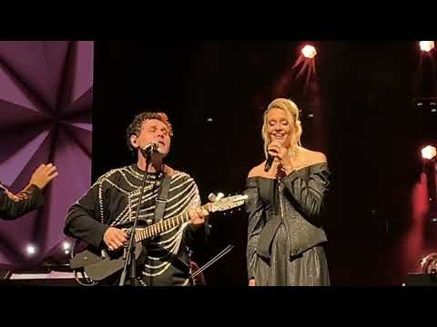 Видео: Михаил Озеров и Александра Воробьева - Градский Холл 4.10.2025