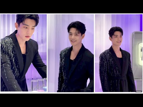 Видео: [ГОРЯЧО] Космическая элегантность Сяо Чжаня блистает на NARS Global Live | СЯО ЧЖАНЬ