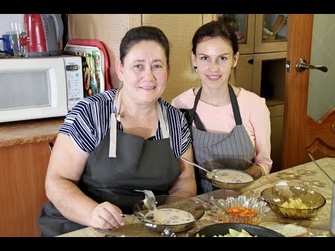 Видео: Мэус с жареной картошкой от Ольги Фризен. Молочный соус с ягодой \ Mois met jebrudene Ichike