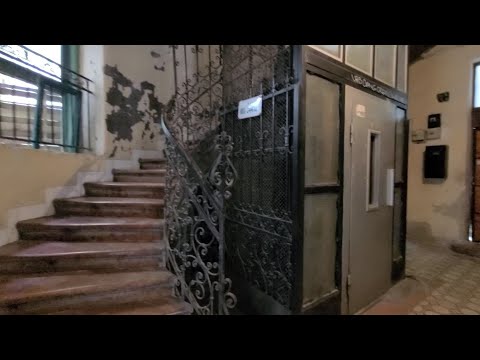 Видео: Шикарный распашной лифт в старом доме