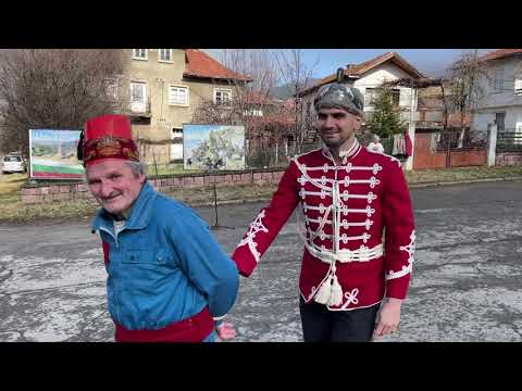 Видео: ТОПЧЕТО В СЕЛО МИЛАНОВО ПУКНА | ПРЕСЪЗДАВАНЕ НА СЪБИТИЯТА ОТ БАЛКАНА И ИСКЪРСКОТО ДЕФИЛЕ