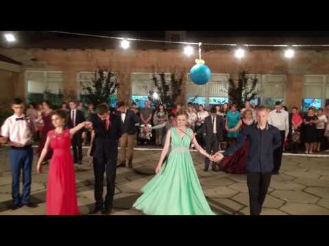 Видео: Випускний танець