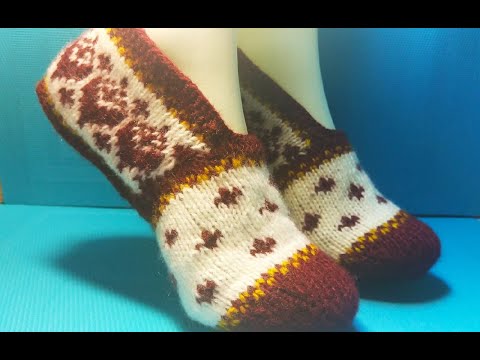 Видео: #564 ТАПОЧКИ С ОРНАМЕНТОМ СПИЦАМИ БЕЗ ЕДИНОГО ШВА. МАСТЕР КЛАСС.