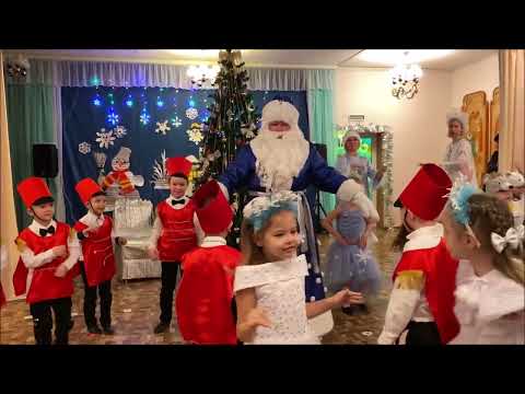 Видео: Новогодний утренник по мотивам сказки "Щелкунчик и мышиный король"