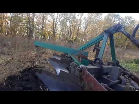 Видео: Трактор т-70 пахата 2020 плуг ВЕЛИС АГРО с предплужником