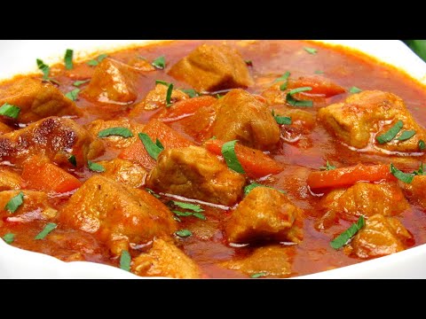 Видео: Очень вкусно! Гуляш из свинины с подливкой ☆ Рецепт Как приготовить гуляш из свинины на сковороде