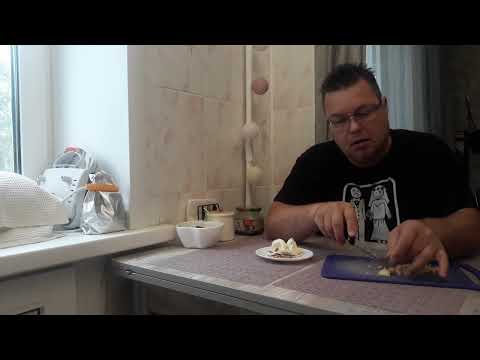 Видео: Яичный желток как стартовый корм. Дёшево и сердито. #стартовыйкорм