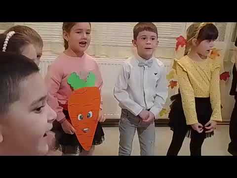 Видео: "Есен в стихчета и в  песен"- празник на децата от  4-та група, ф-л "Яворов",при ДГ "Иглика"
