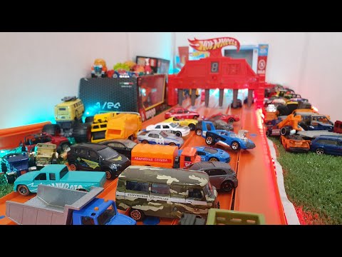 Видео: Большой гоночный Чемпионат Hot Wheels по вашим заявкам