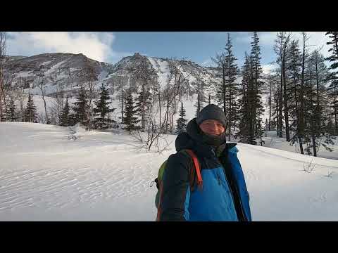 Видео: Пейзажи Крайнего Севера. Плато Путорана, Норильск. Красные камни, 2024